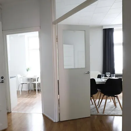 2ndhomes Cozy And Quiet 2br By The Esplanade Park Apartmán Helsinky
