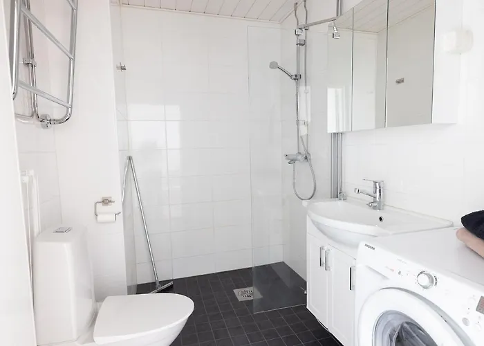 2ndhomes Cozy And Quiet 2br By The Esplanade Park Διαμέρισμα *