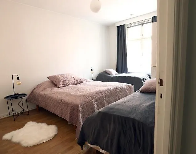 2ndhomes Cozy And Quiet 2br By The Esplanade Park Διαμέρισμα Ελσίνκι